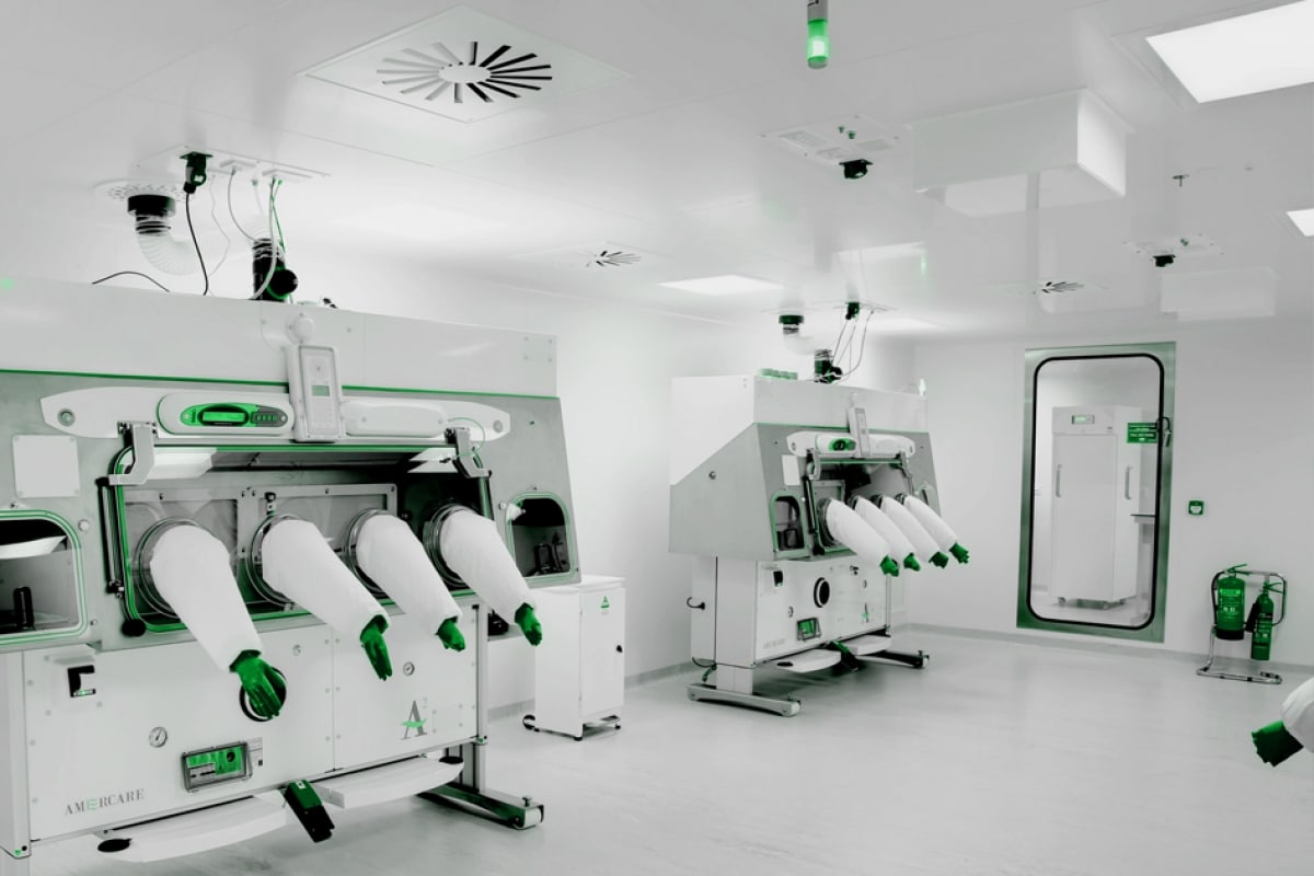 Bagaimana Cleanroom for Pharmacy Industries Meningkatkan Efisiensi dan Kualitas dalam Industri Farmasi?