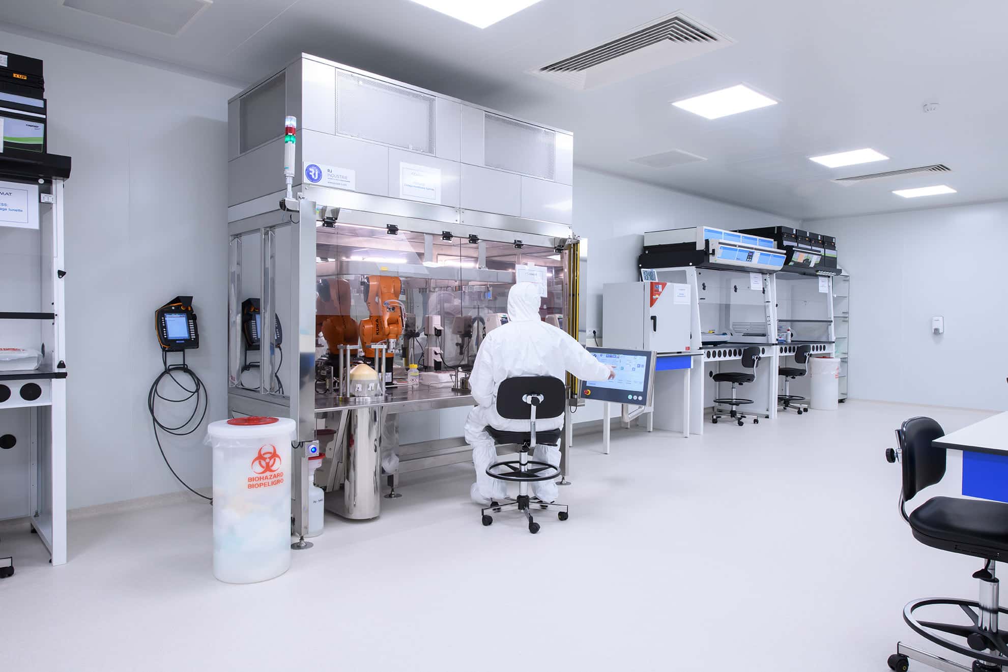 Jasa Pembuatan Cleanroom: Desain dan Proses Instalasi untuk Lingkungan Steril