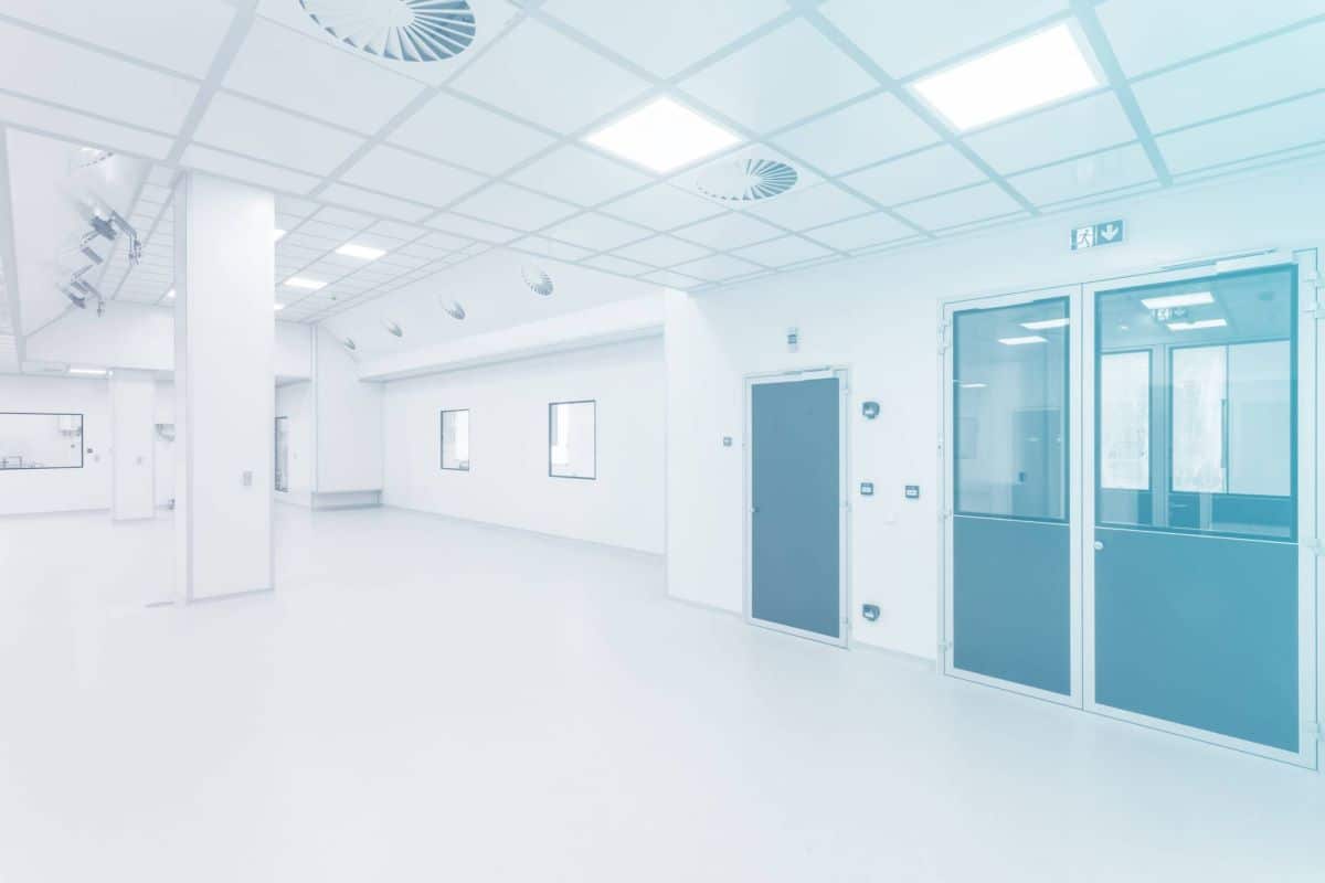 Apa Saja yang Ada di Dalam Cleanroom? Peralatan, Prosedur, dan Aturannya