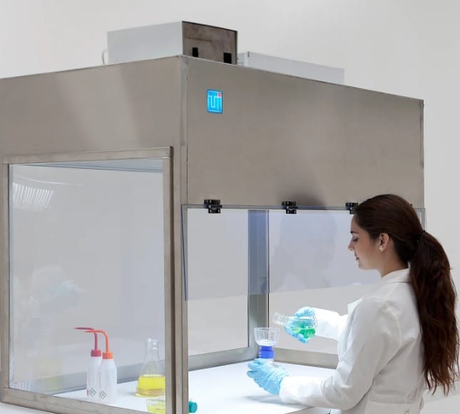 Sampul artikel Fungsi Clean Laminar Flow Hood dalam Industri Manufaktur