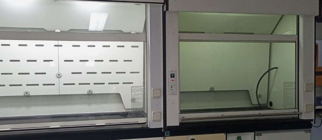 Sampul artikel Keuntungan Menggunakan Fume Hood Sebagai Solusi untuk Laboratorium yang Aman