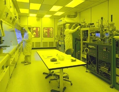 Sampul artikel Langkah Menerapkan Clean Room Kelas 8 untuk Proses Pengemasan Alat Medis