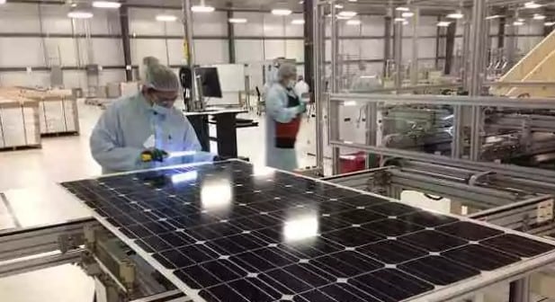 Sampul artikel Peranan Cleanroom dalam Produksi Sel Surya