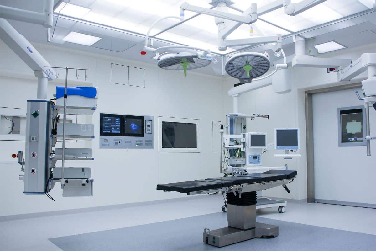 Surgical Cleanroom Design: Mengoptimalkan Keselamatan Pasien dengan Jaminan Sterilitas