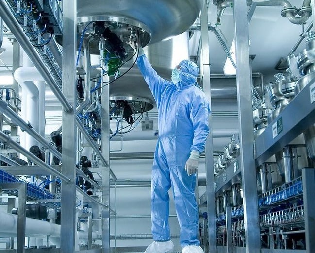 Sampul artikel Aplikasi Air Shower Otomatis di Industri Farmasi dan Elektronik