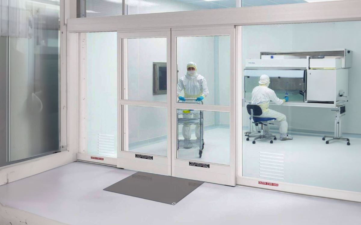 Perbedaan Pemilihan Cleanroom untuk Farmasi, Elektronik, dan Kedirgantaraan