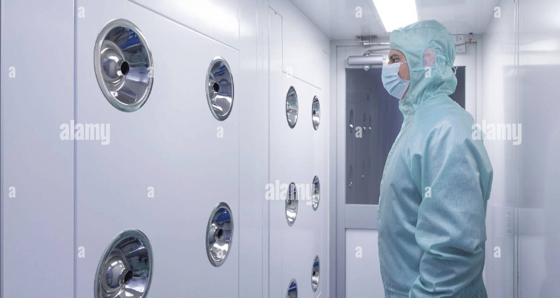 Sampul artikel Bagaimana Air Shower Otomatis Meningkatkan Kinerja Clean Room Anda