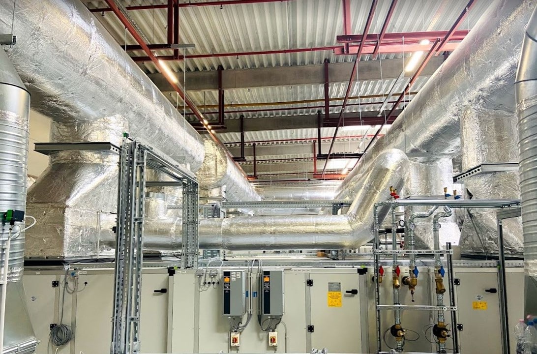 Pentingnya Monitoring Real-Time dalam Sistem HVAC Cleanroom