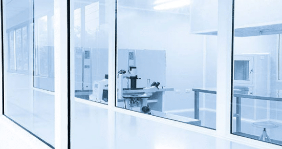 Sampul artikel Tips Memilih Sistem Filtrasi Udara untuk Clean Room Kelas Tinggi