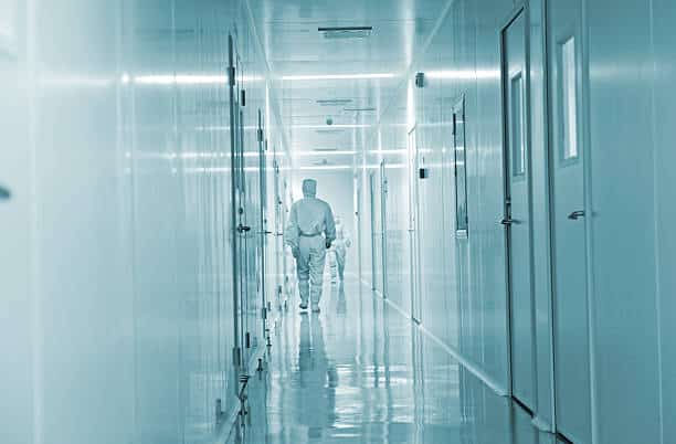Sampul artikel Bagaimana Mendesain Cleanroom yang Sesuai untuk Produksi Makanan