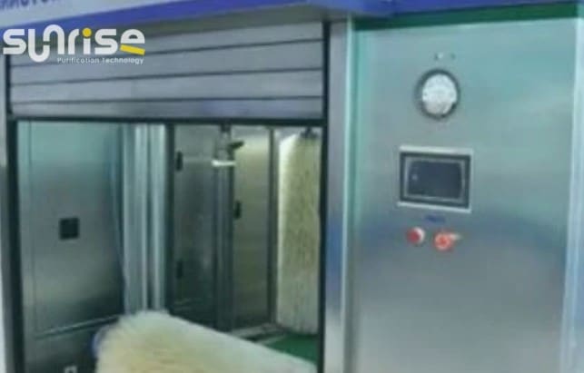 Sampul artikel Dedusting Tunnel Tech untuk Industri Farmasi Meningkatkan Standar Sterilisasi
