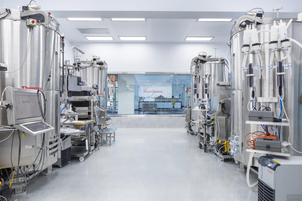 Sampul artikel Legalitas & Sertifikasi Yang Wajib Dimiliki Supplier Cleanroom