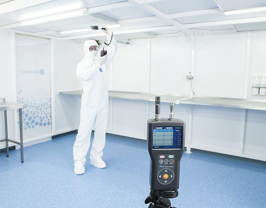 Sampul artikel Tips Memilih Mitra OEM Cleanroom Berkualitas